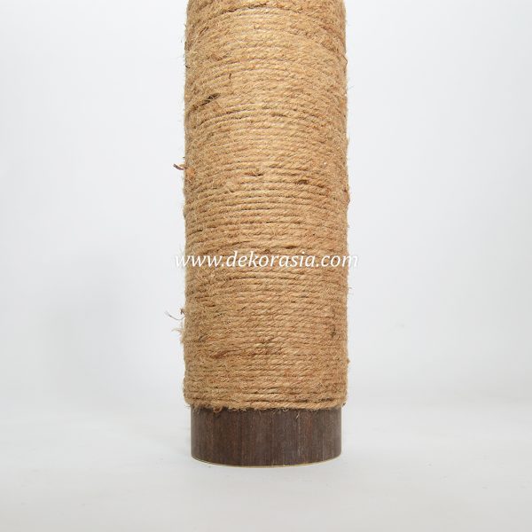 Organic Cat Scratching Post Coconut Fibre Rope and Bamboo Cendani Base - Image 2