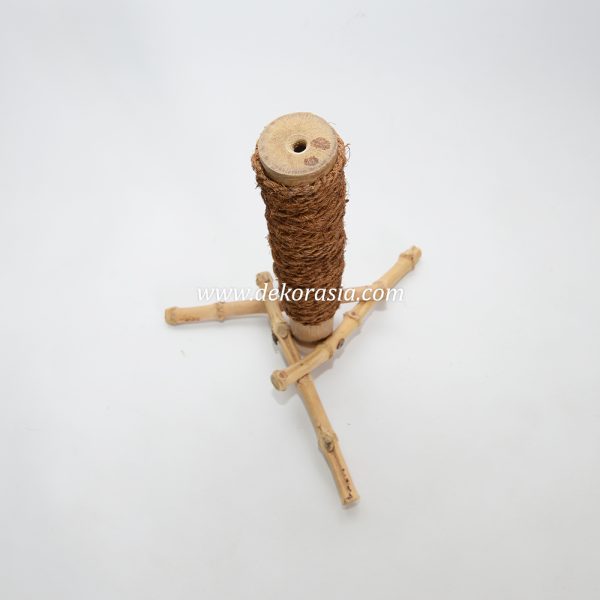 Organic Cat Scratching Post Coconut Fibre Rope and Bamboo Cendani Base - Image 5