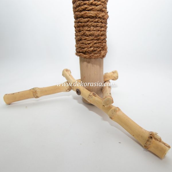 Organic Cat Scratching Post Coconut Fibre Rope and Bamboo Cendani Base - Image 2