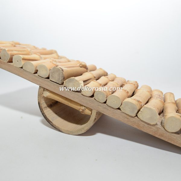 The bird perch or hamster ladder is crafted from high-quality, sturdy bamboo and bamboo cendani roots - Image 2