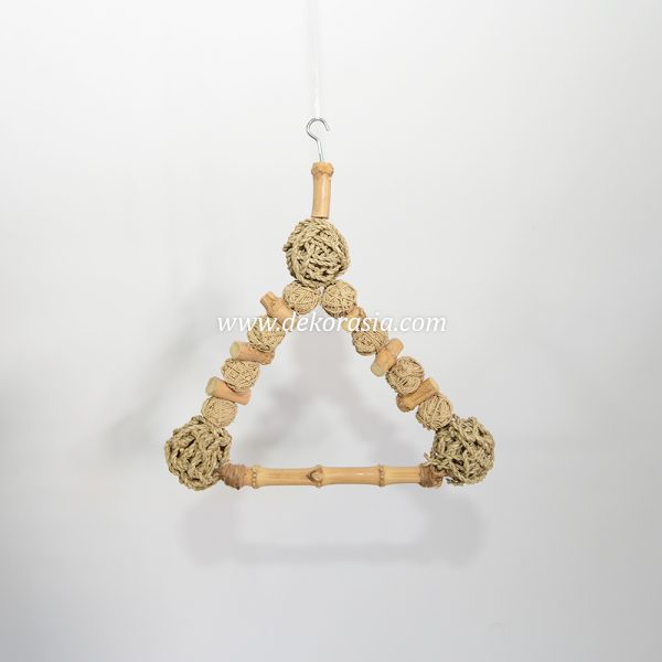 The Bird Perch is crafted from high-quality, sturdy agel rope and bamboo cendani