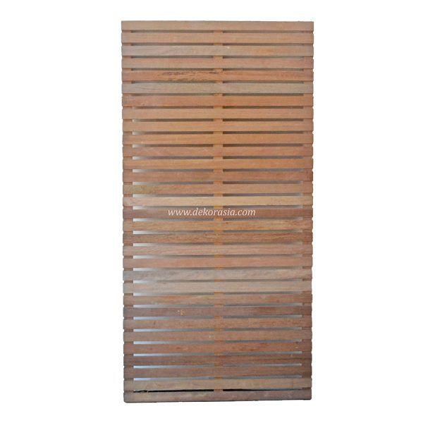 Horizontal wood panel