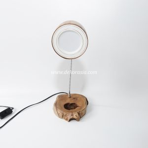 Wooden standing lamp