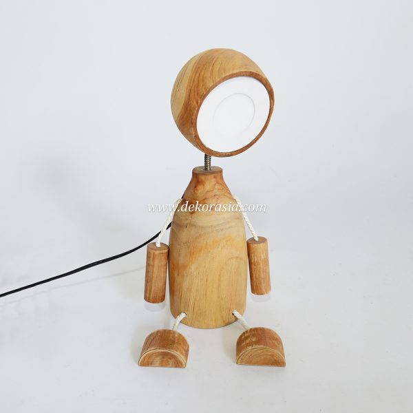 Wooden standing lamp
