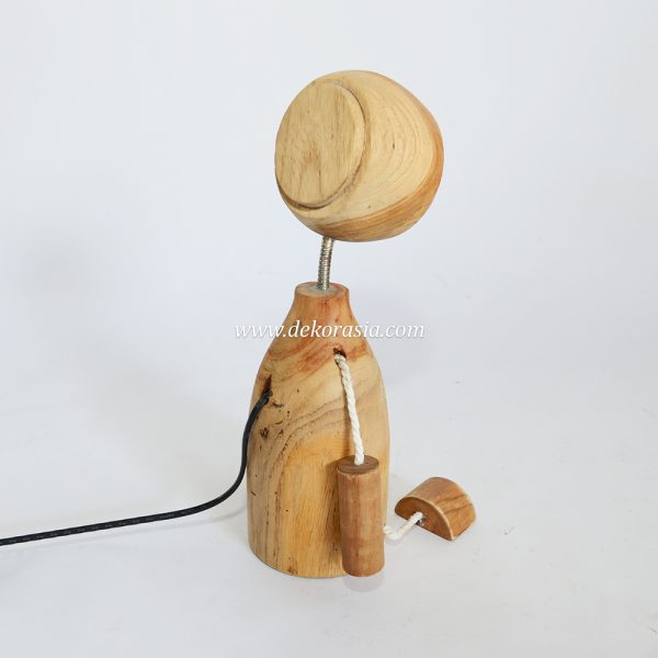 Wooden standing lamp
