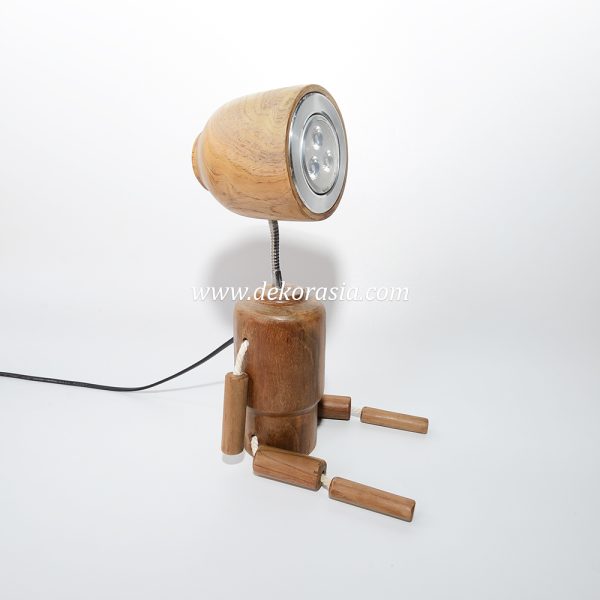 Wooden standing lamp