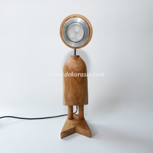 Wooden standing lamp