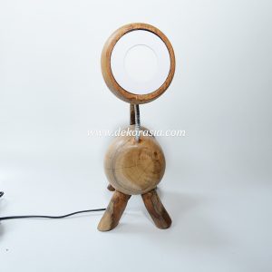 Wooden standing lamp