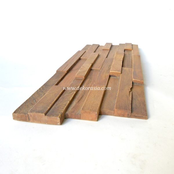 Square Teak 323 Natural