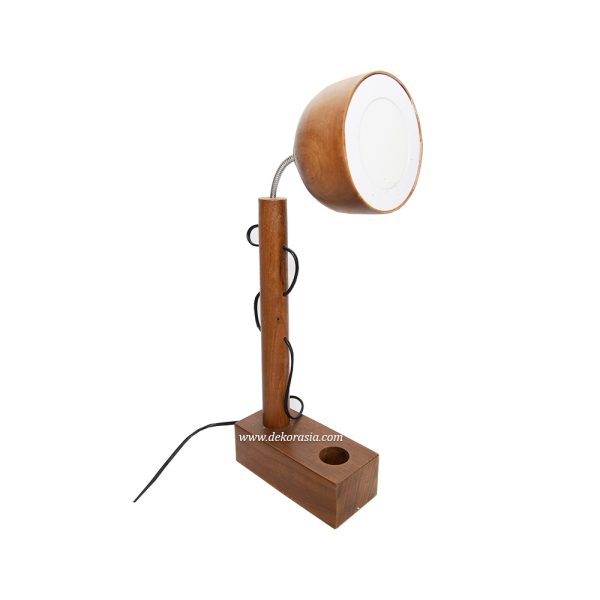 Wooden standing lamp