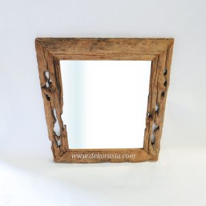 wood mirror
