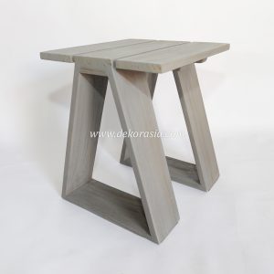 Wood stool