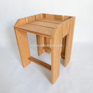 Wood stool